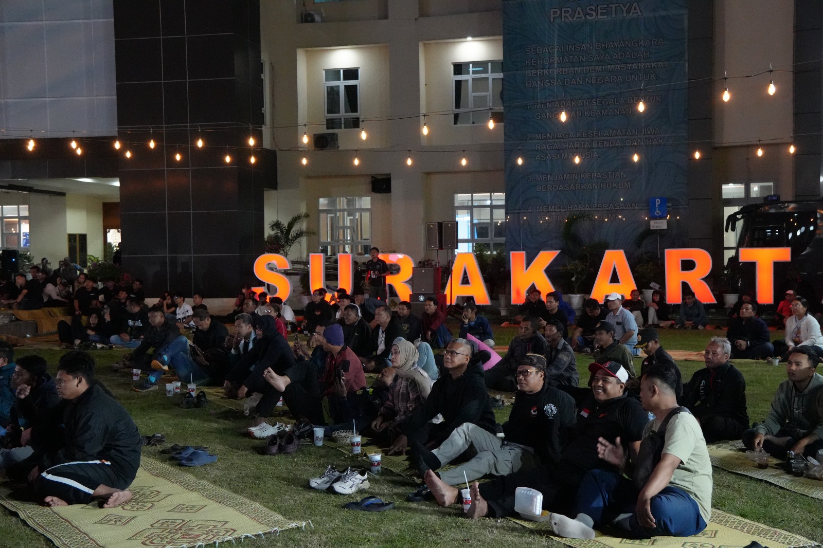 Ratusan Warga Padati Nobar Piala Dunia 2026 di Polresta Surakarta, Pererat Kedekatan Polri dan Masyarakat