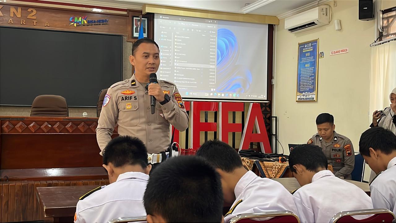 Polresta Surakarta Perkuat Literasi AI di Kalangan Pelajar
