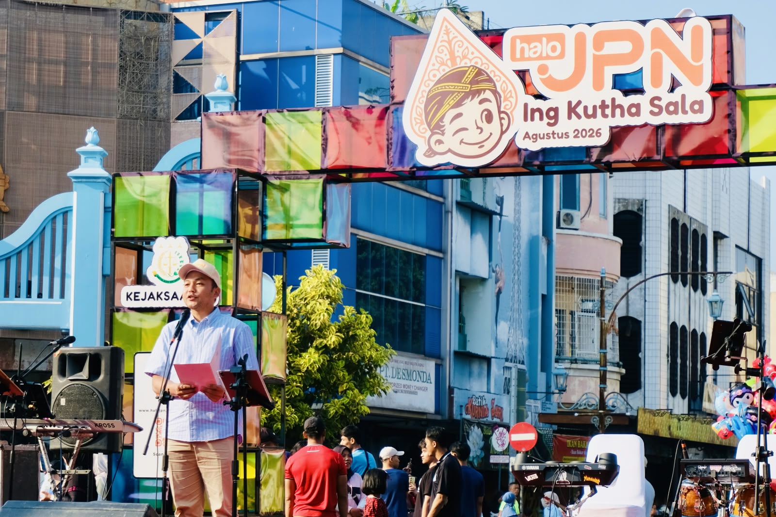 Antrean Mengular di CFD Ngarsopuro, Warga Antusias Konsultasi Hukum Gratis lewat Halo JPN