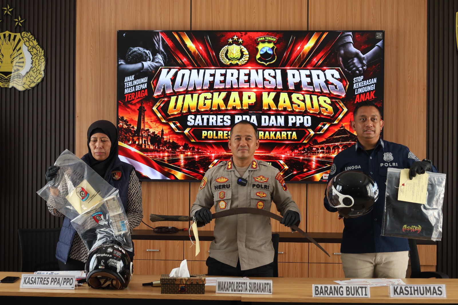 Viral Remaja Acungkan Sajam di Underpass Joglo, Dua Remaja Diamankan Polresta Surakarta