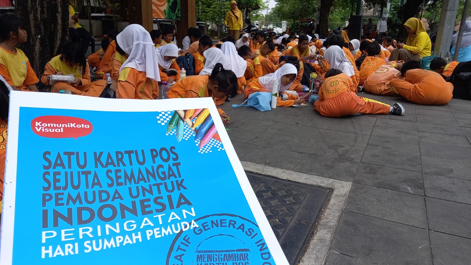 Kartu Pos Jadi Media Kreatif Siswa SD Bromantakan Tanamkan Semangat Sumpah Pemuda